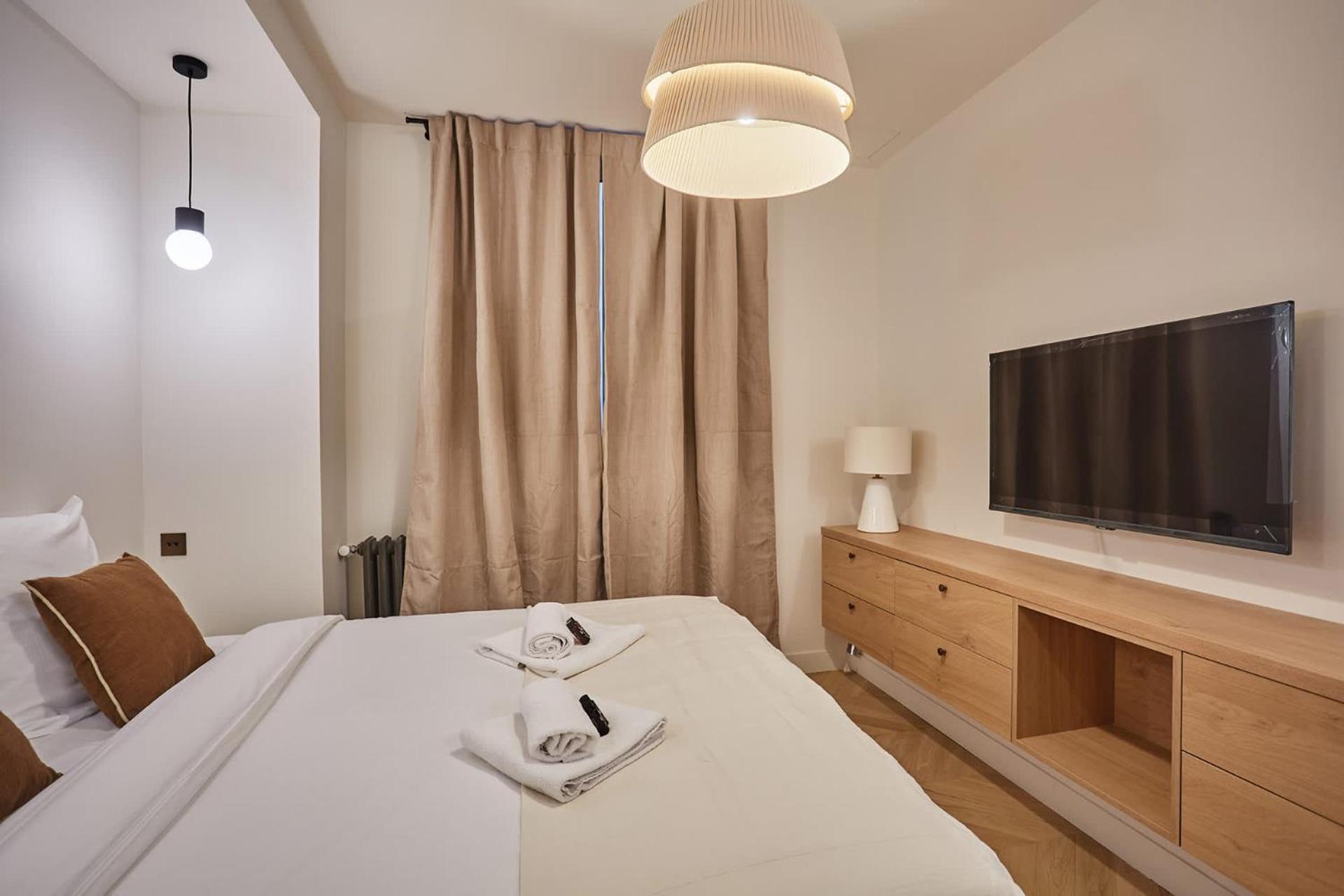 Superb Ac Center Of Le Marais Apartment *